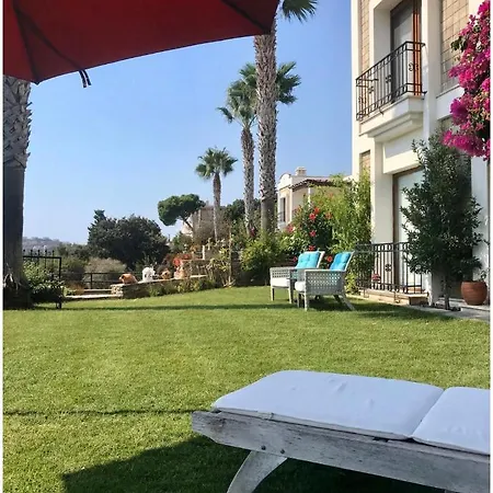 Vila Guemuesluek Elit Sitede Muestakil Villa *